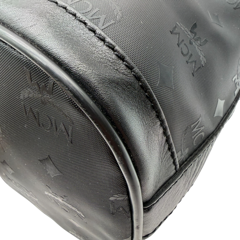 sac à main seau en PVC