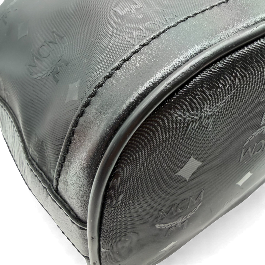 MCM Handtasche Bucket aus PVC