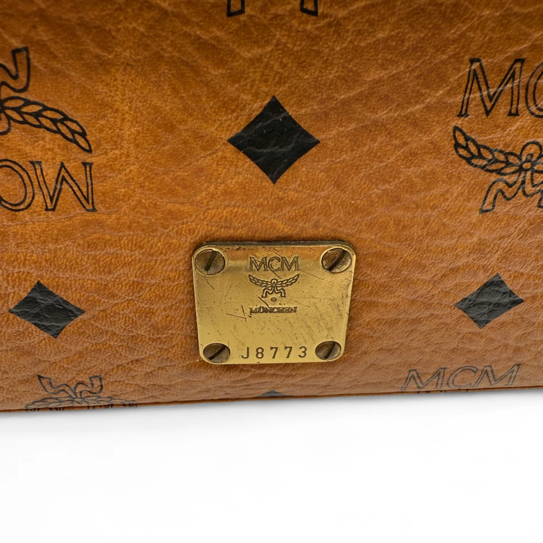 MCM Handtasche Kelly Style klein