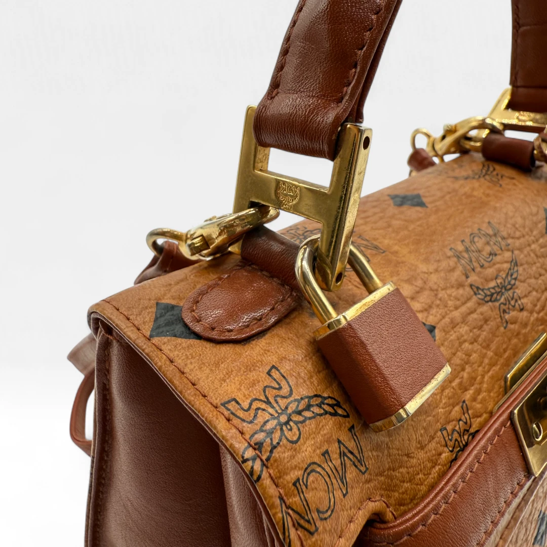 MCM Handtasche Kelly Style klein