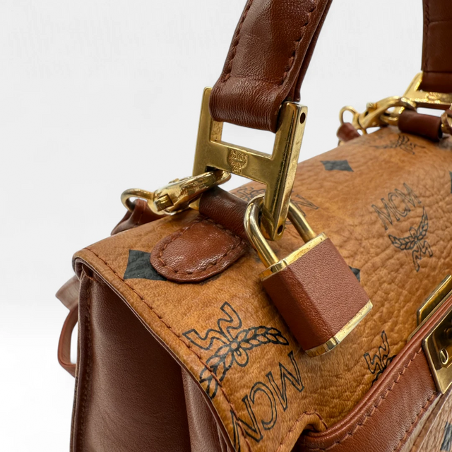 MCM Handtasche Kelly Style klein