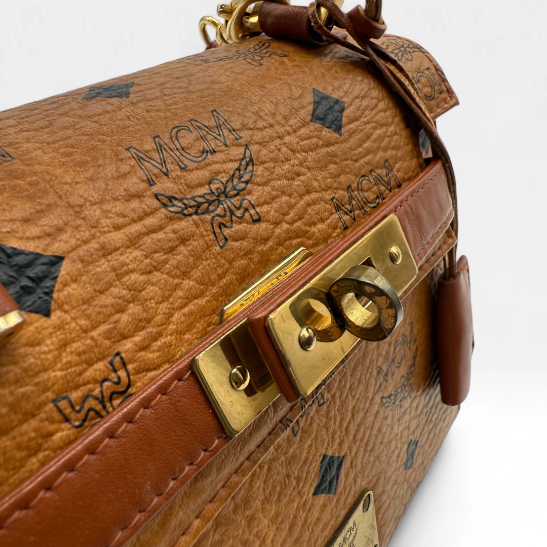 MCM Handtasche Kelly Style klein
