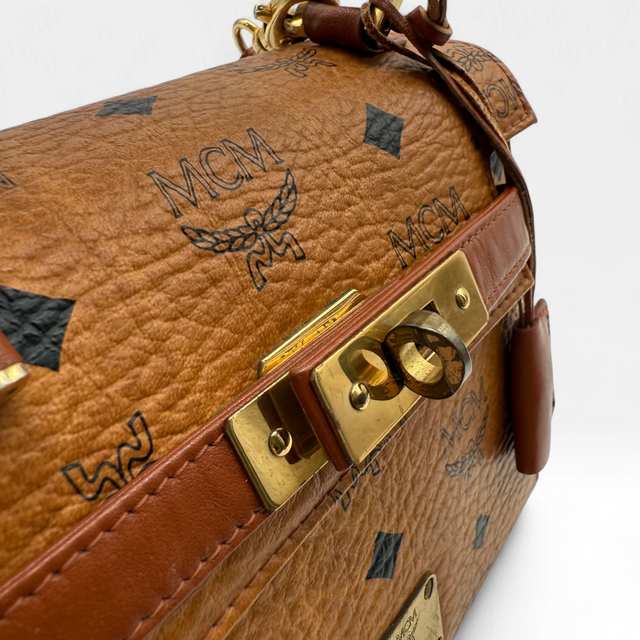 MCM Handtasche Kelly Style klein