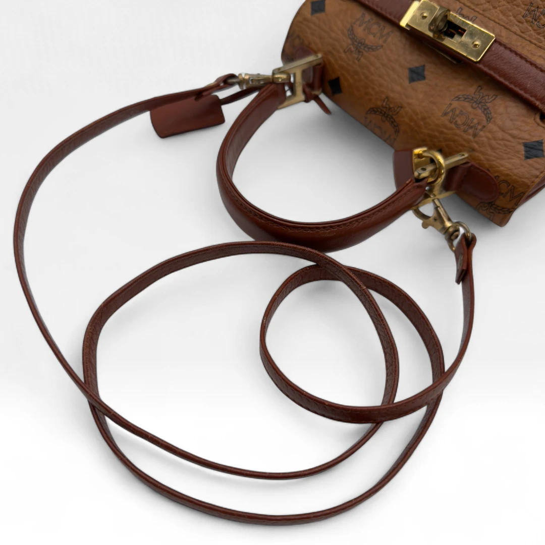MCM Handtasche Kelly Style klein