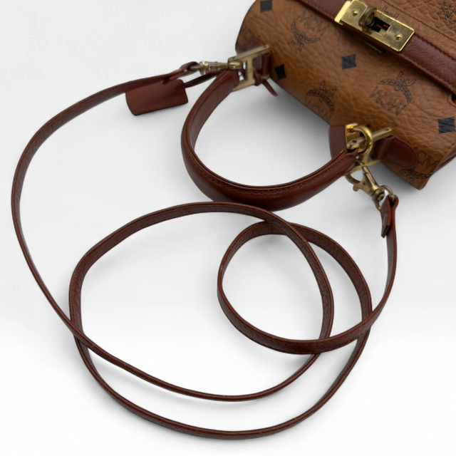 MCM Handtasche Kelly Style klein