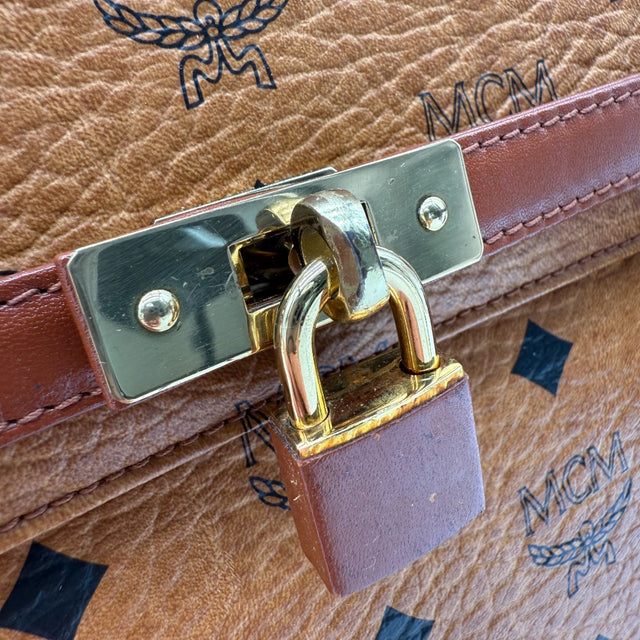 MCM Handtasche Kelly Style