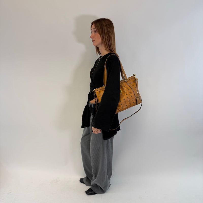 MCM Handtasche Large