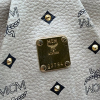 MCM Handtasche mit Nieten