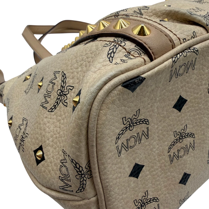 MCM Handtasche mit Nieten