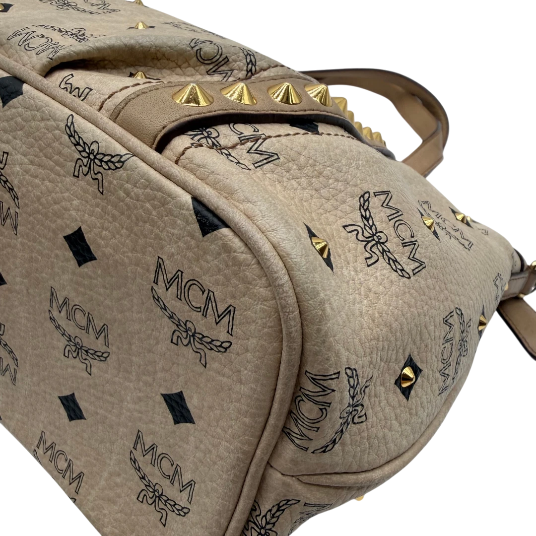 MCM Handtasche mit Nieten