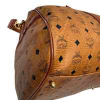 MCM Reisetasche visetos braun – Ecken im Detail