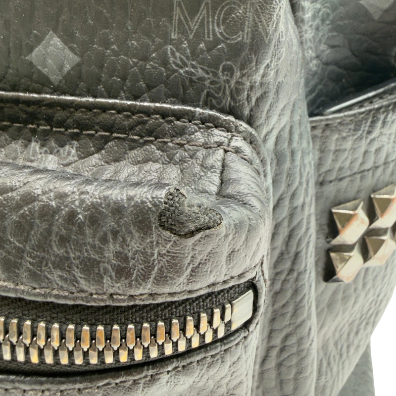 MCM Rucksack Stark large mit Nieten visetos schwarz