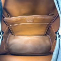 MCM Rucksack Stark medium visetos schwarz – Prägung im Detail