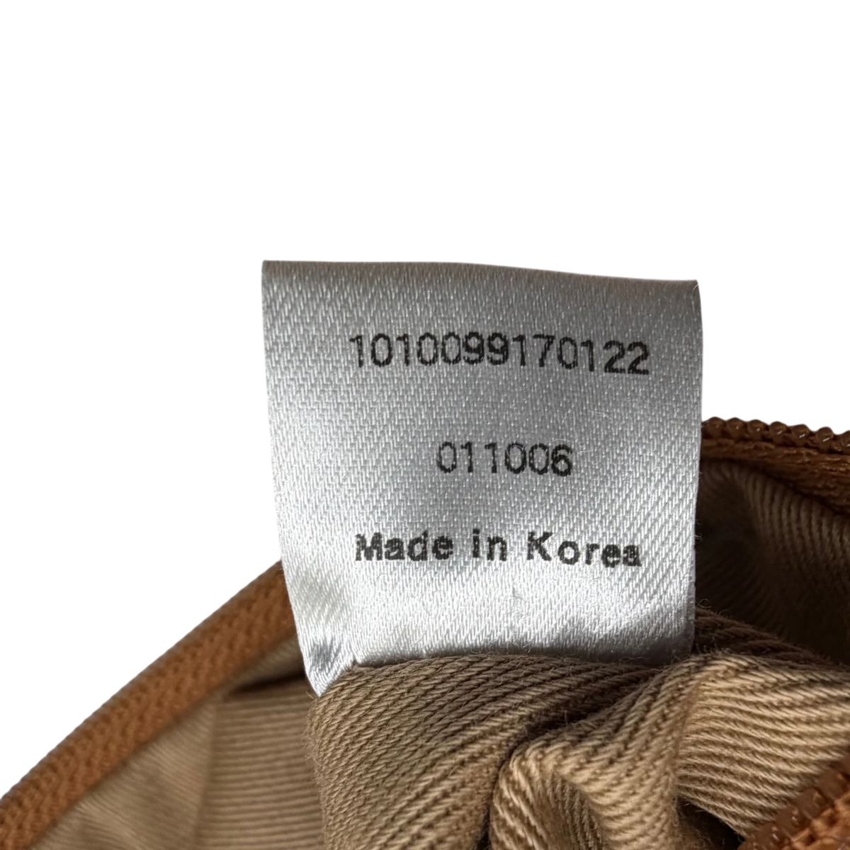 MCM Schultertasche Hobo visetos braun – Seriennummer im Detail