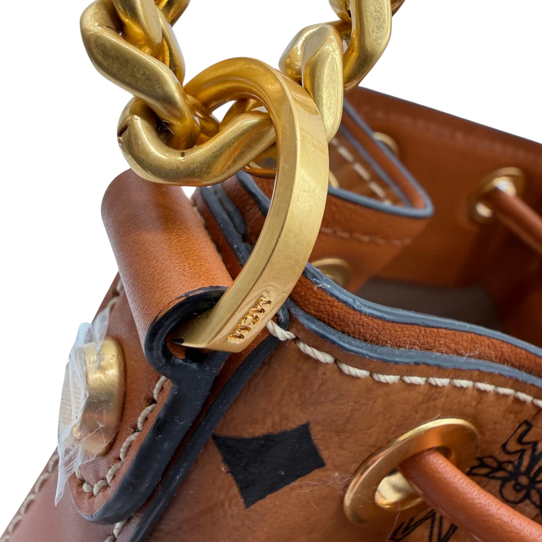 MCM Schultertasche Soft Berlin Bucket small