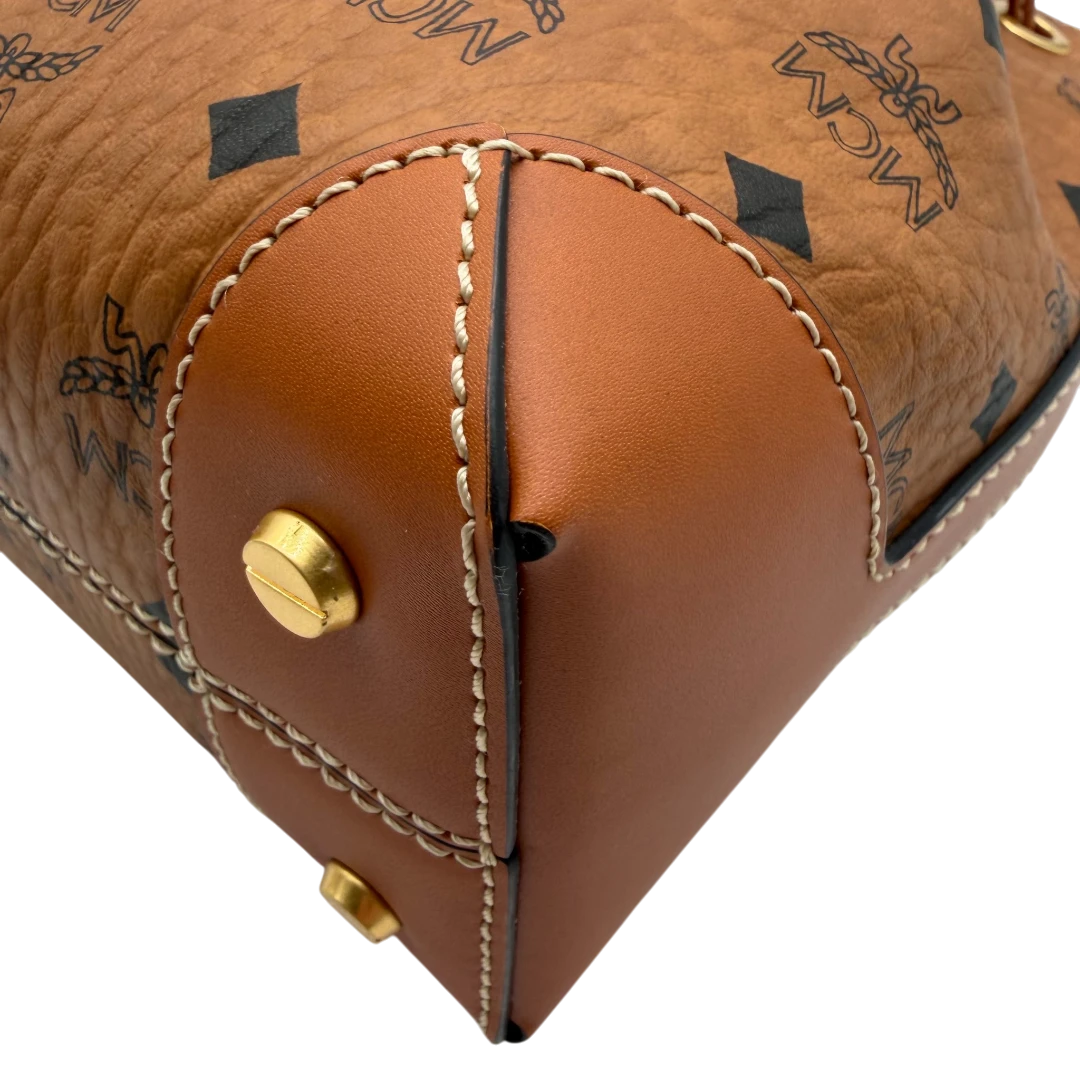 MCM Schultertasche Soft Berlin Bucket small