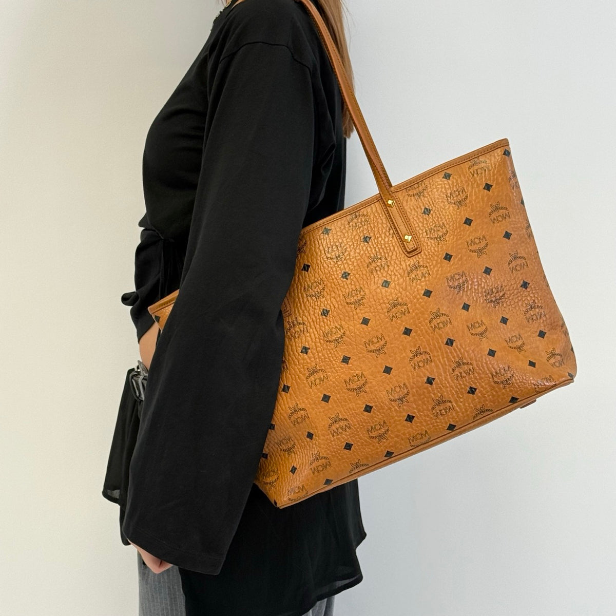 MCM Shopper