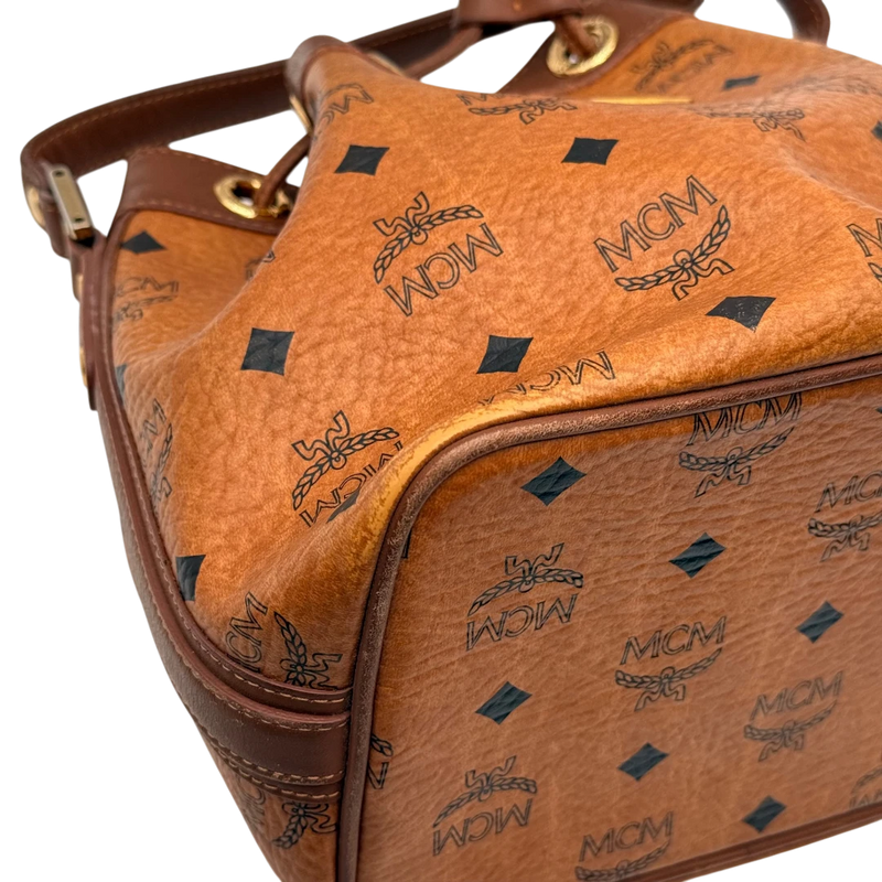 MCM Umhängetasche Beuteltasche small