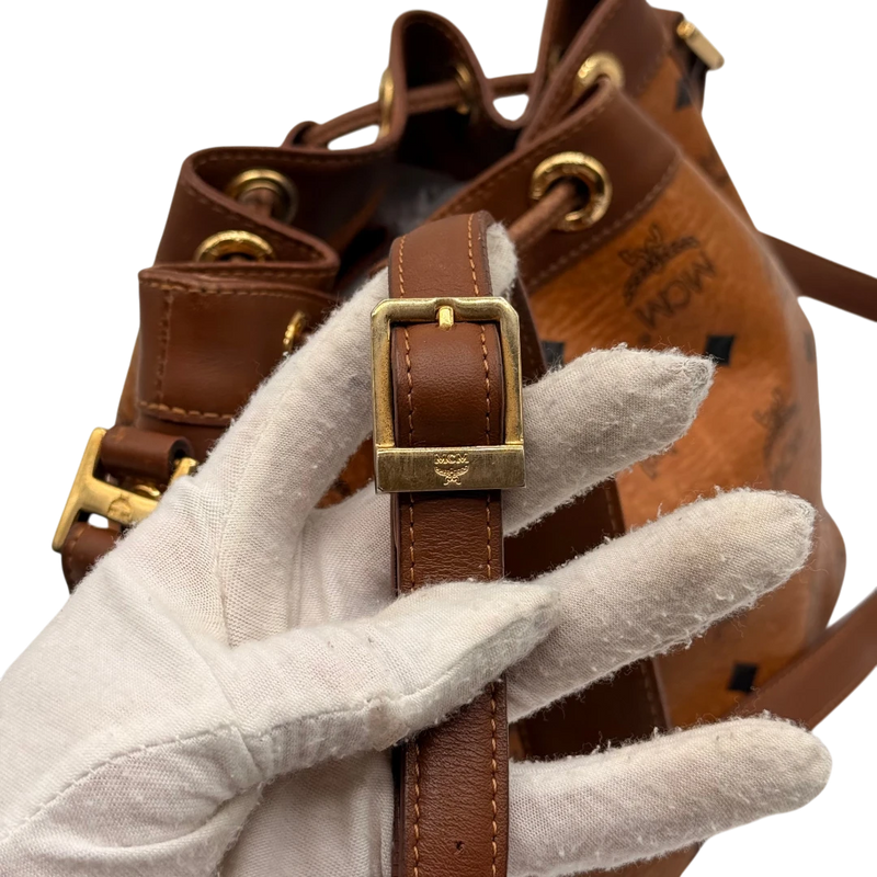 MCM Umhängetasche Beuteltasche small