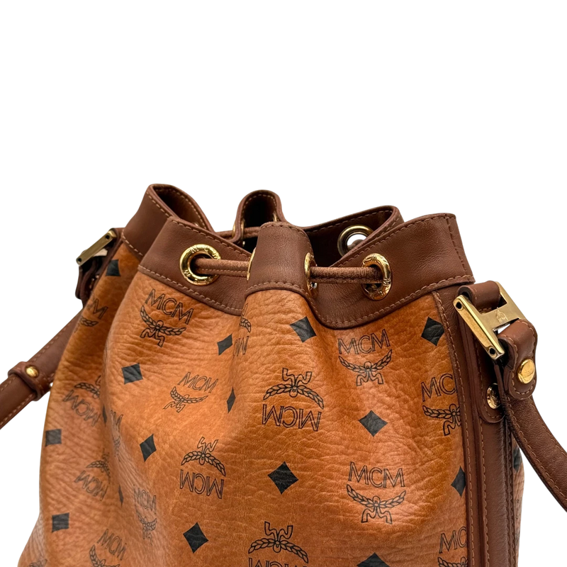 MCM Umhängetasche Beuteltasche small