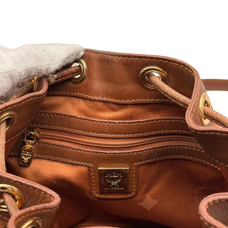 MCM Umhängetasche Beuteltasche small