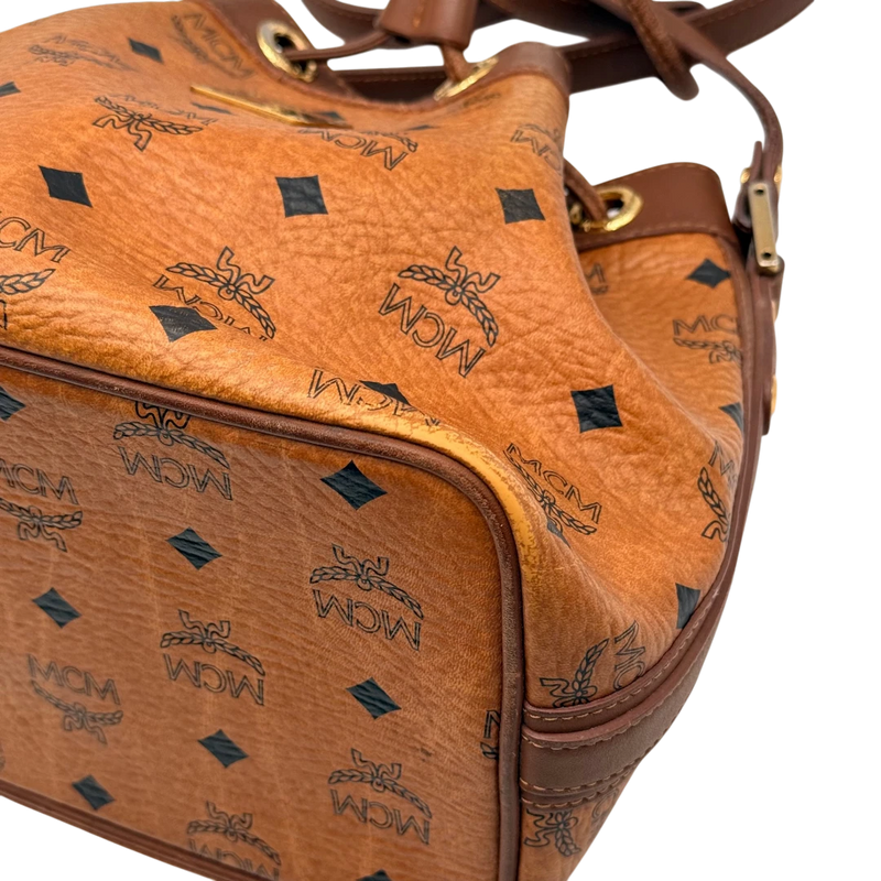 MCM Umhängetasche Beuteltasche small