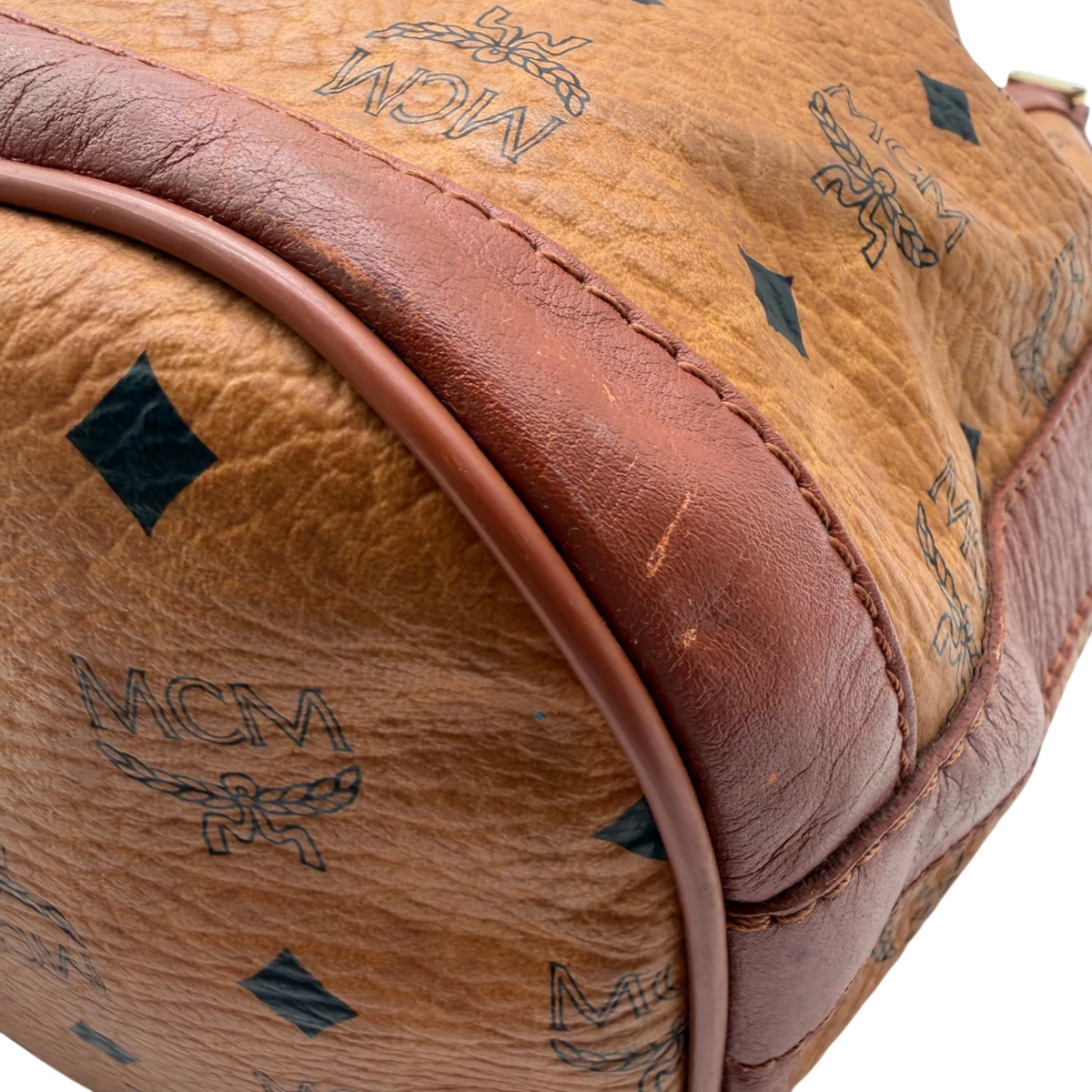 MCM Umhängetasche Bucket visetos braun