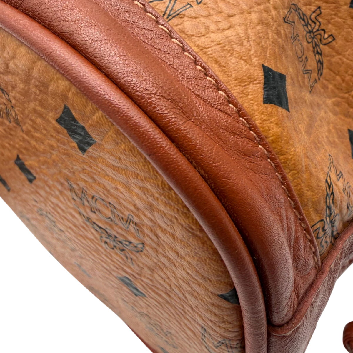 MCM Umhängetasche Bucket visetos braun