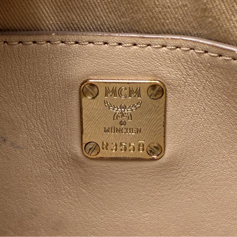 MCM Umhängetasche Millie