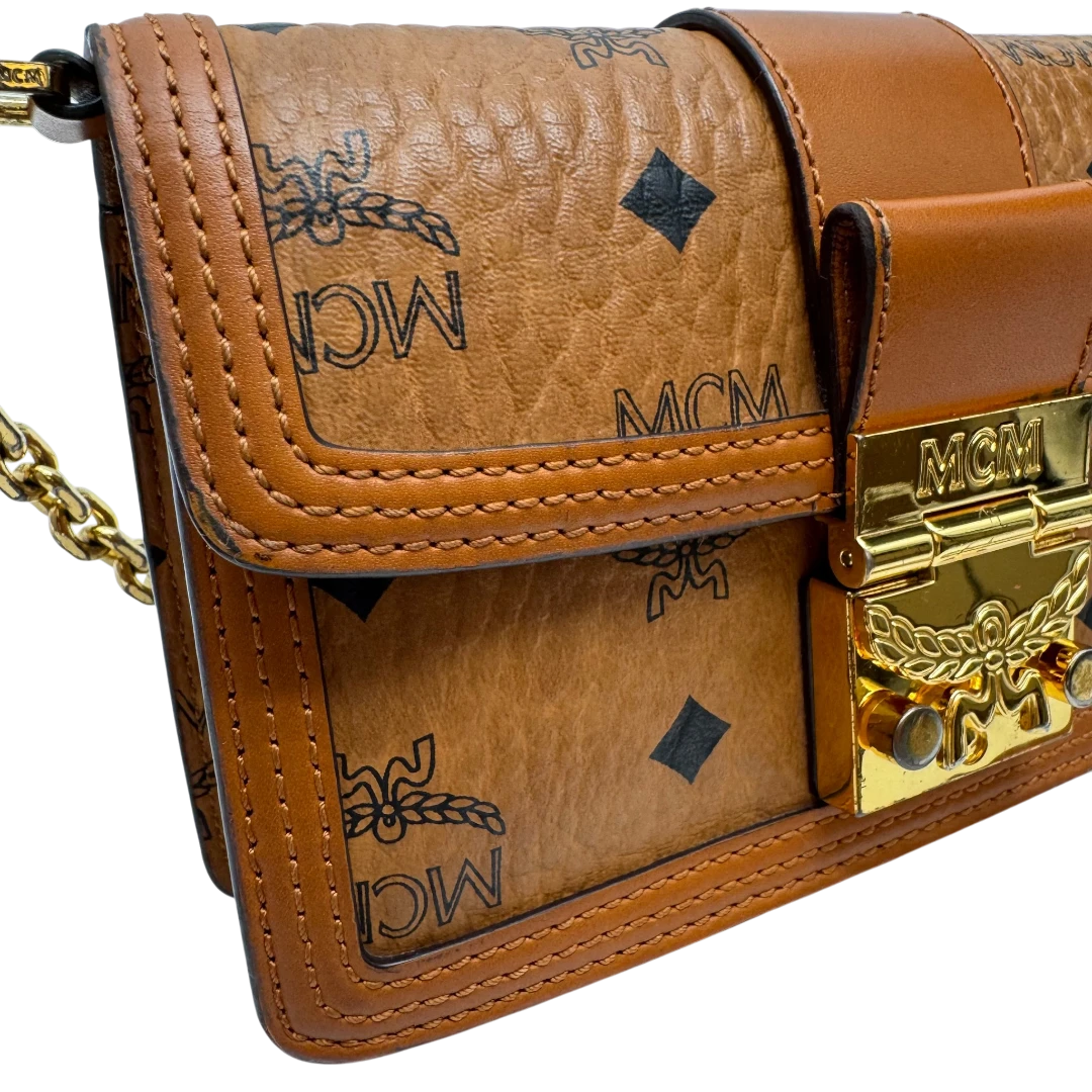 MCM Tracy Wallet On Chain Crossbody Bag