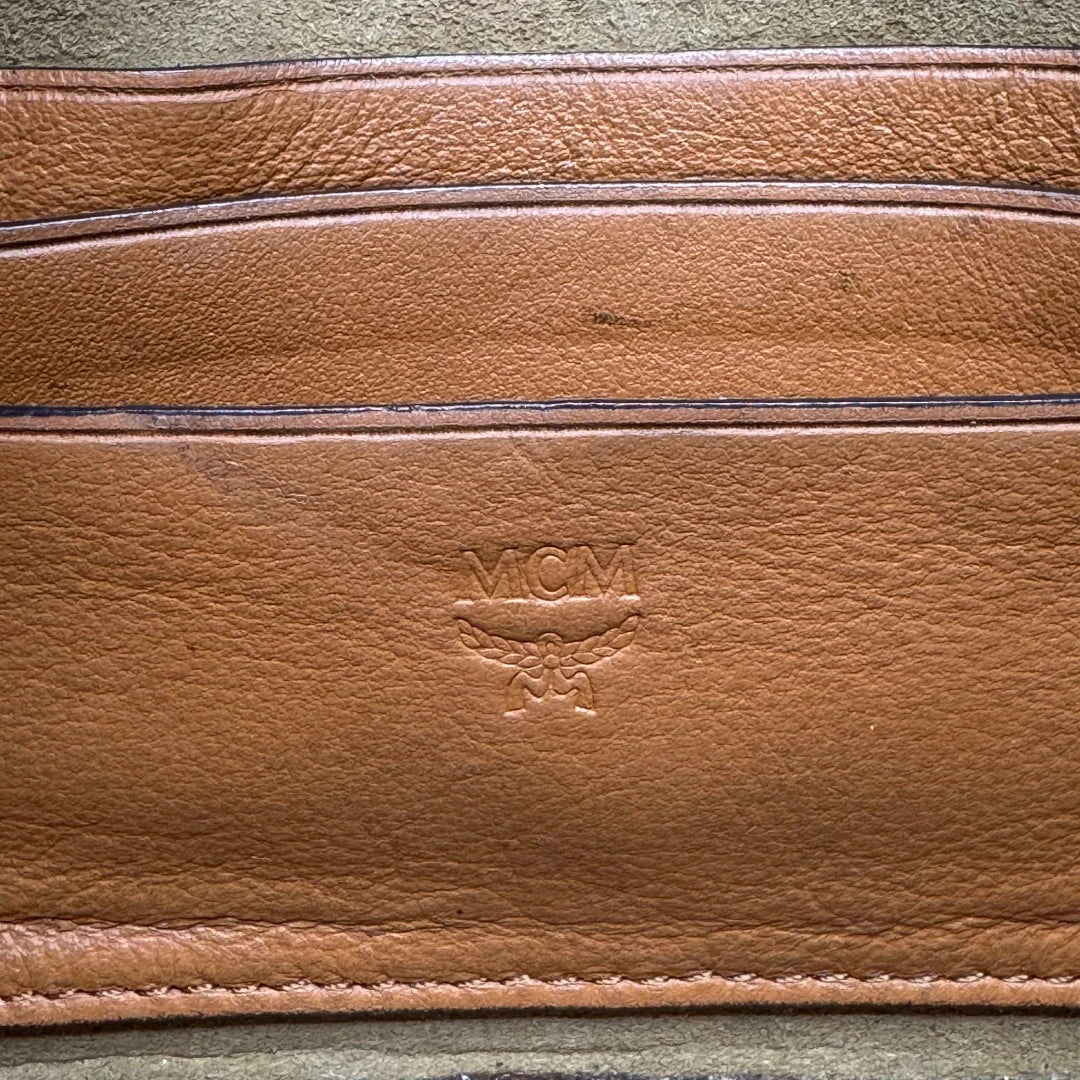 MCM Tracy Wallet On Chain Crossbody Bag