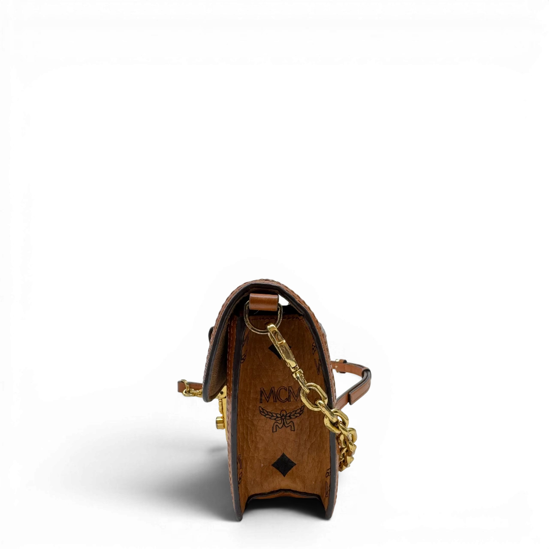 MCM Tracy Wallet On Chain Crossbody Bag