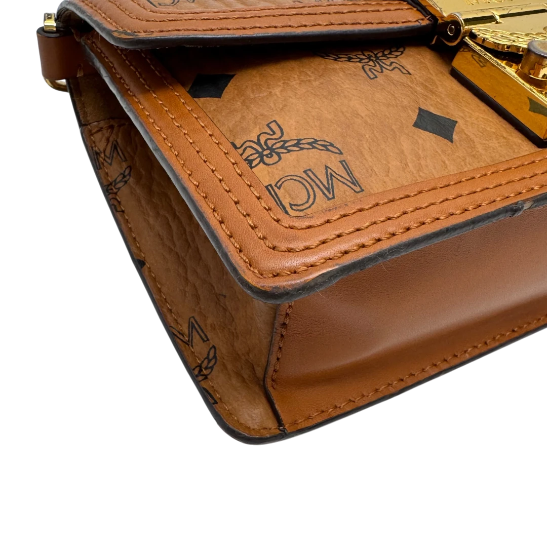 MCM Tracy Wallet On Chain Crossbody Bag