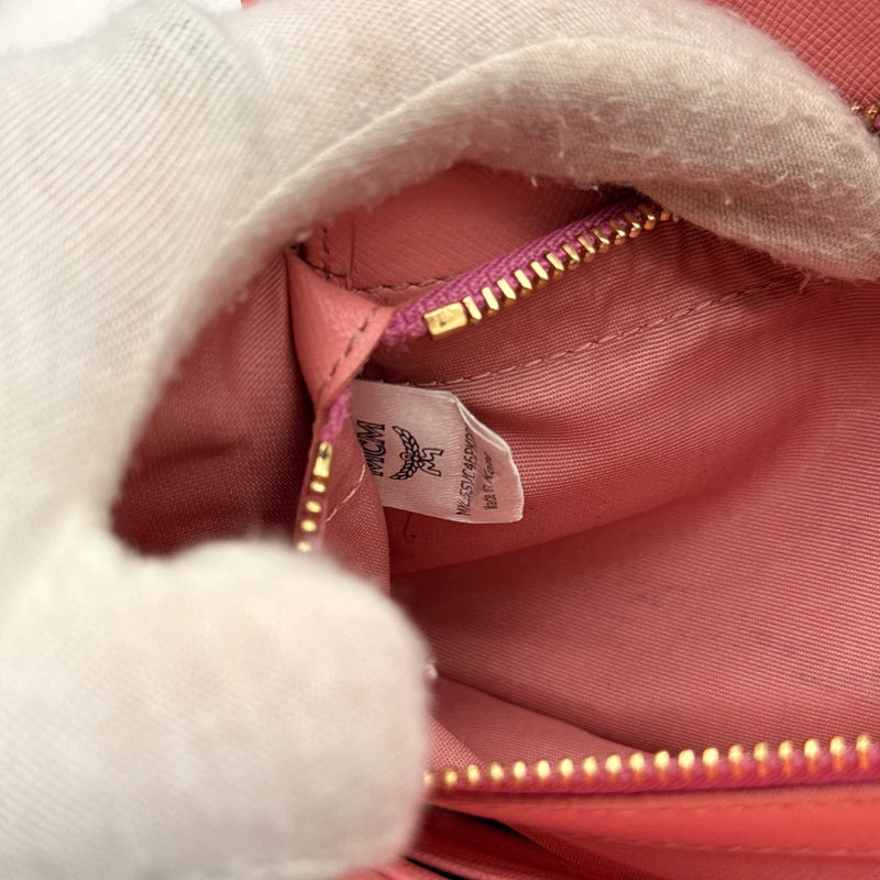 MCM Umhängetasche Wallet on Chain