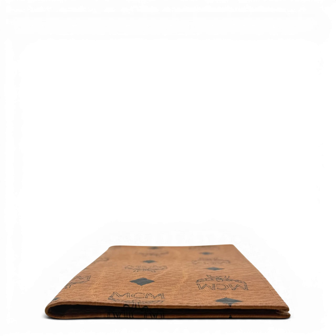 MCM Case