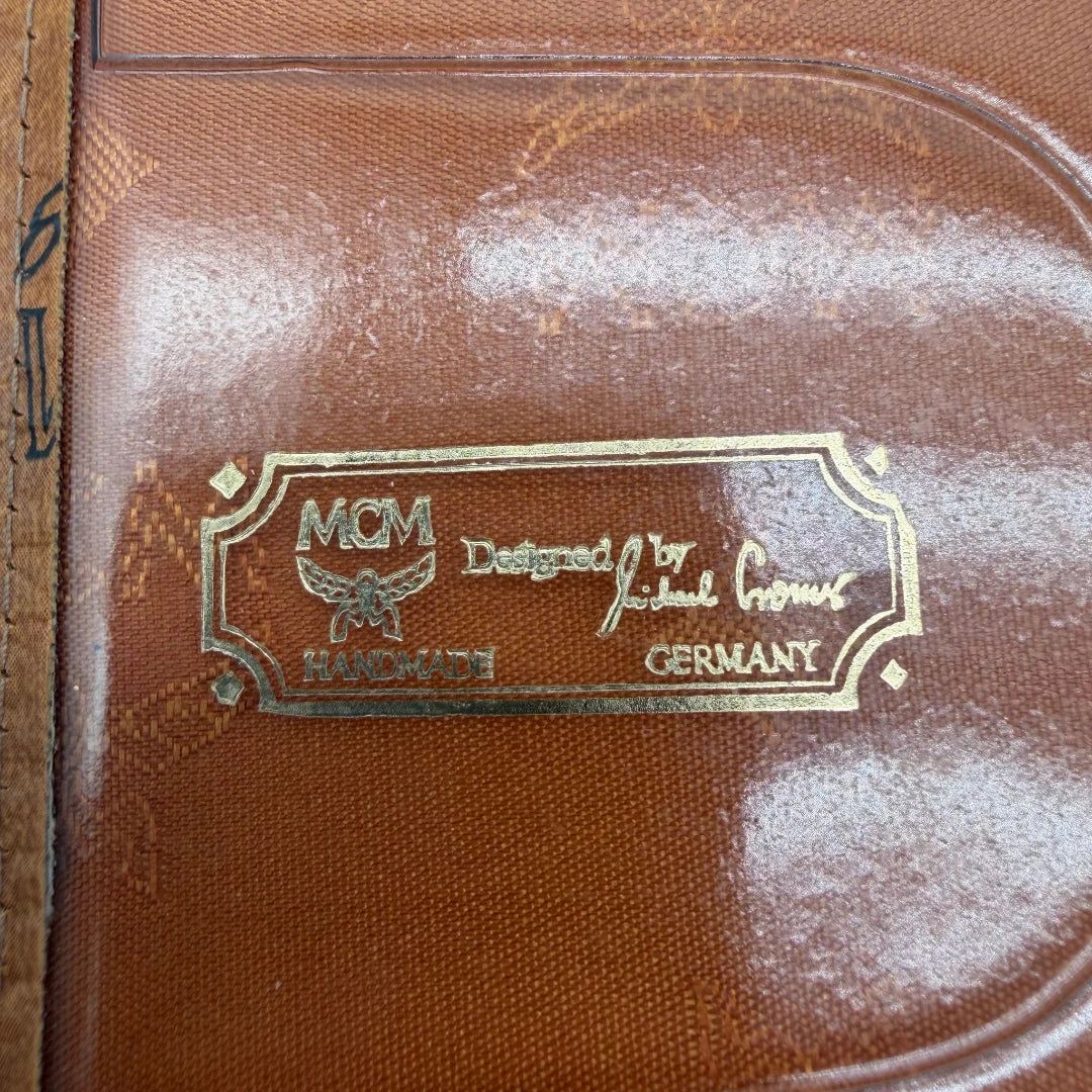 MCM Case
