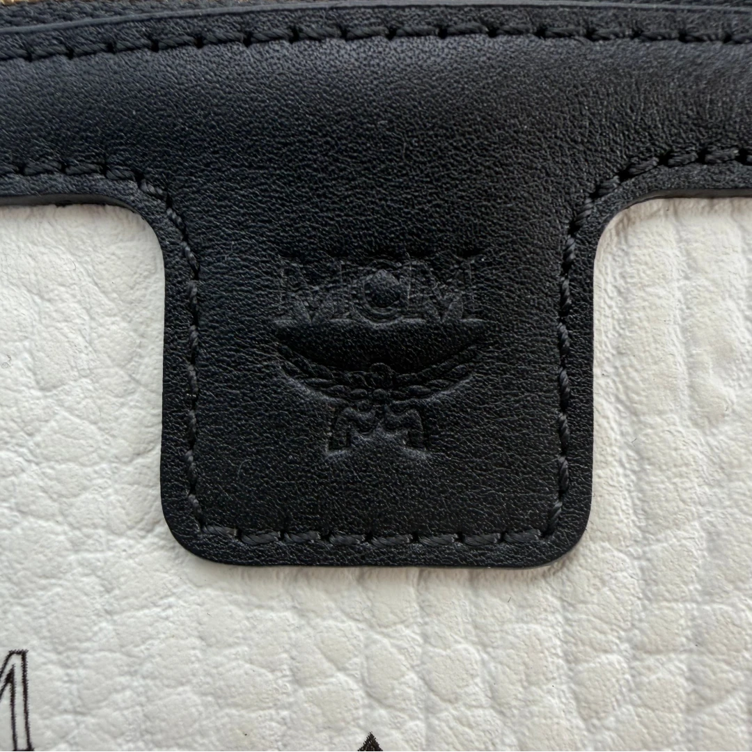 MCM Pochette