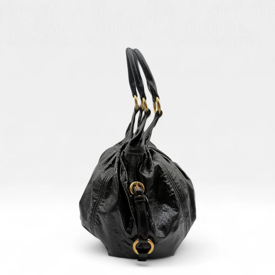 Miu Miu Handtasche Croissant Form