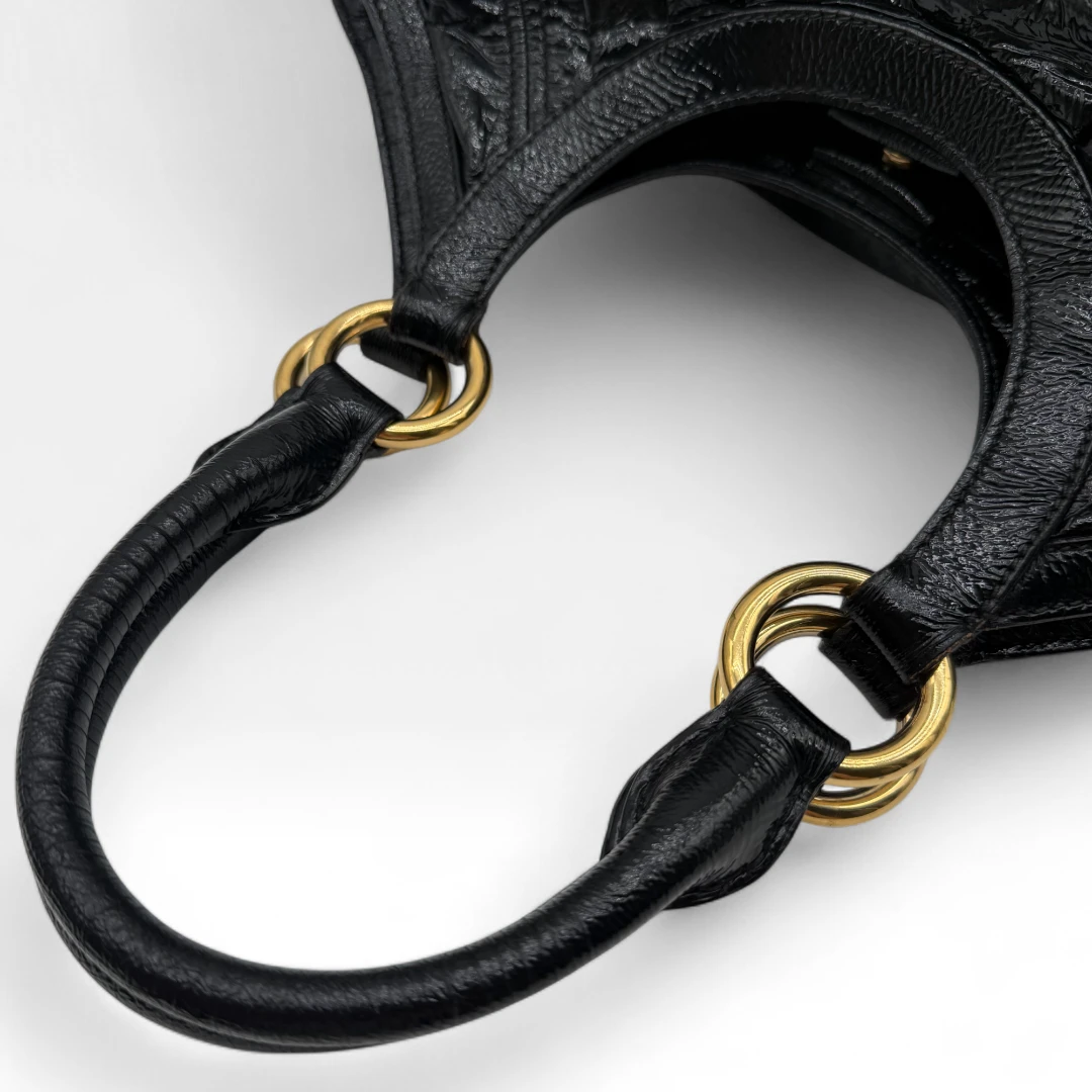 Miu Miu Handtasche Croissant Form