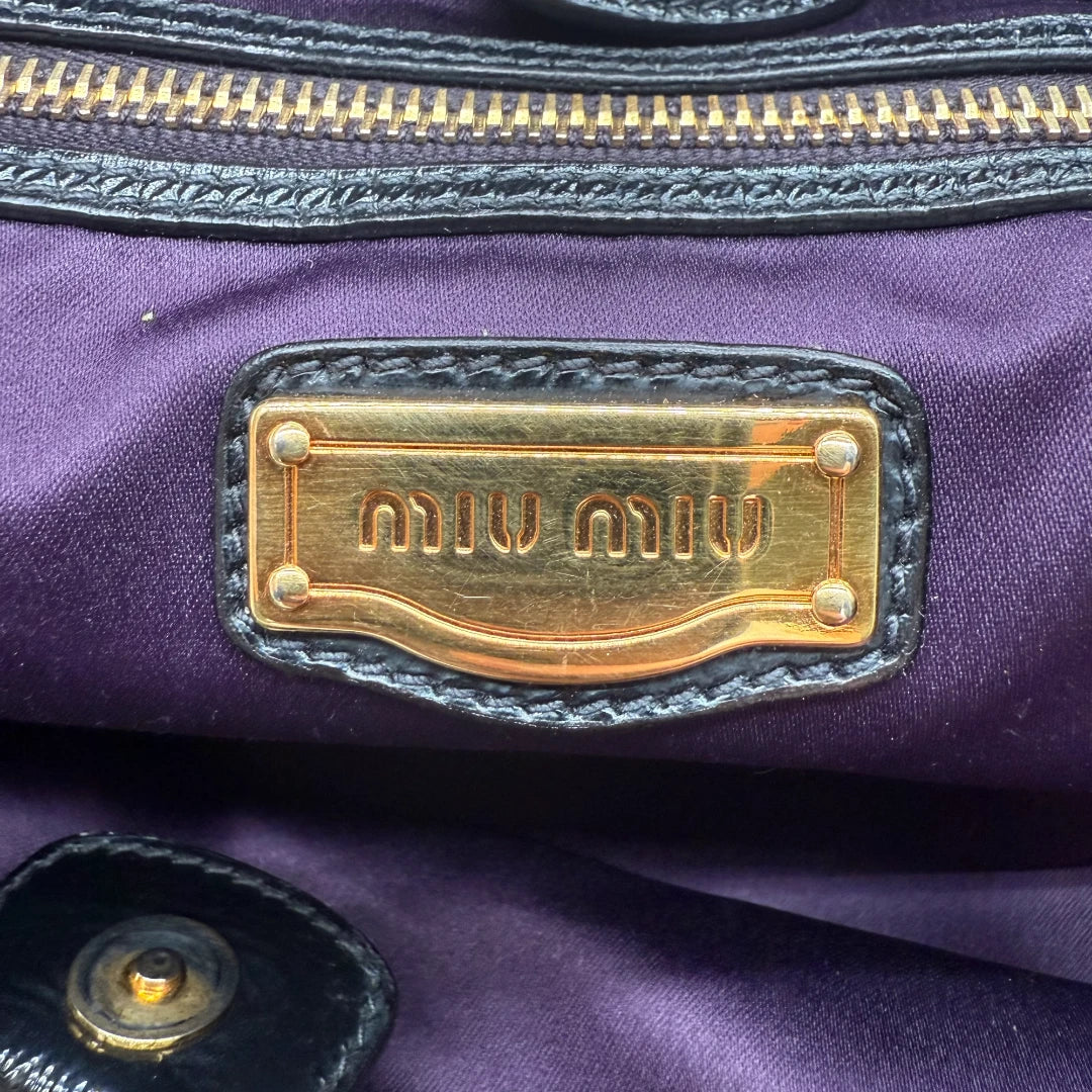 Miu Miu Handtasche Croissant Form