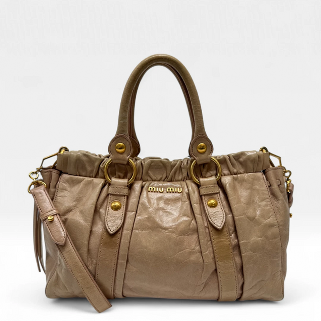 Miu Miu Handtasche Vitello Lux