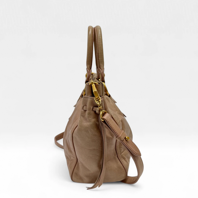 Miu Miu Handtasche Vitello Lux