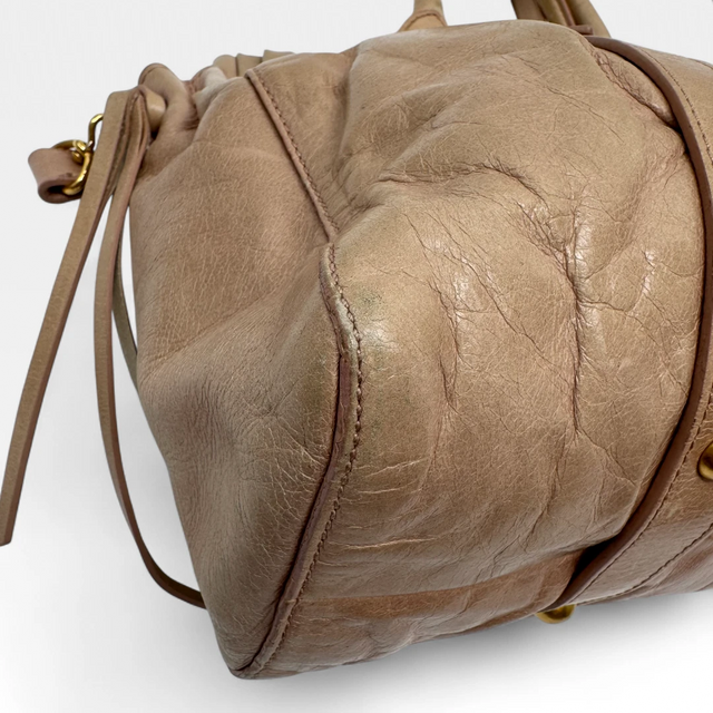 Miu Miu Handtasche Vitello Lux
