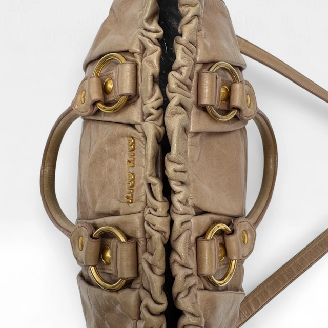 Miu Miu Handtasche Vitello Lux