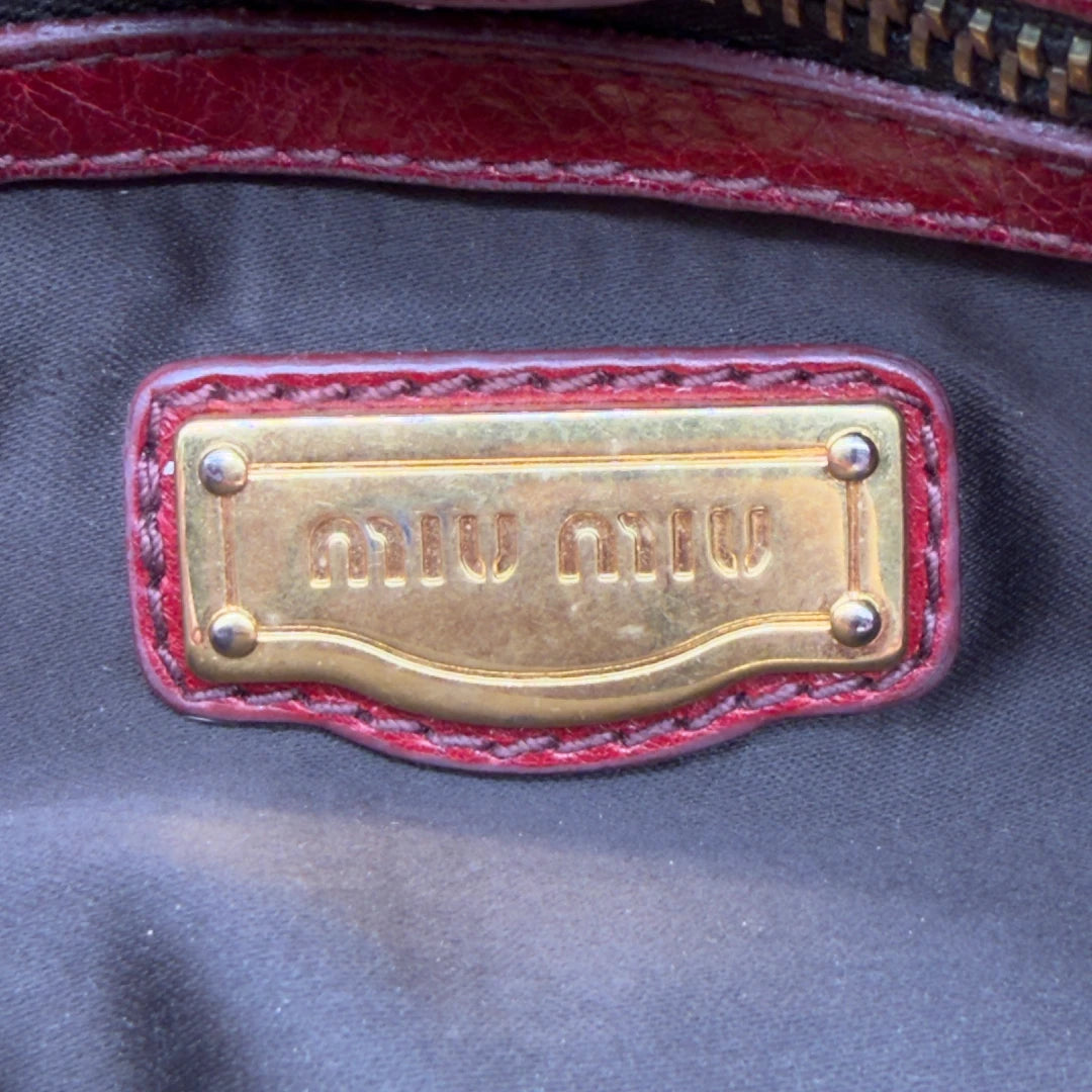 Miu Miu Handtasche Vitello Lux