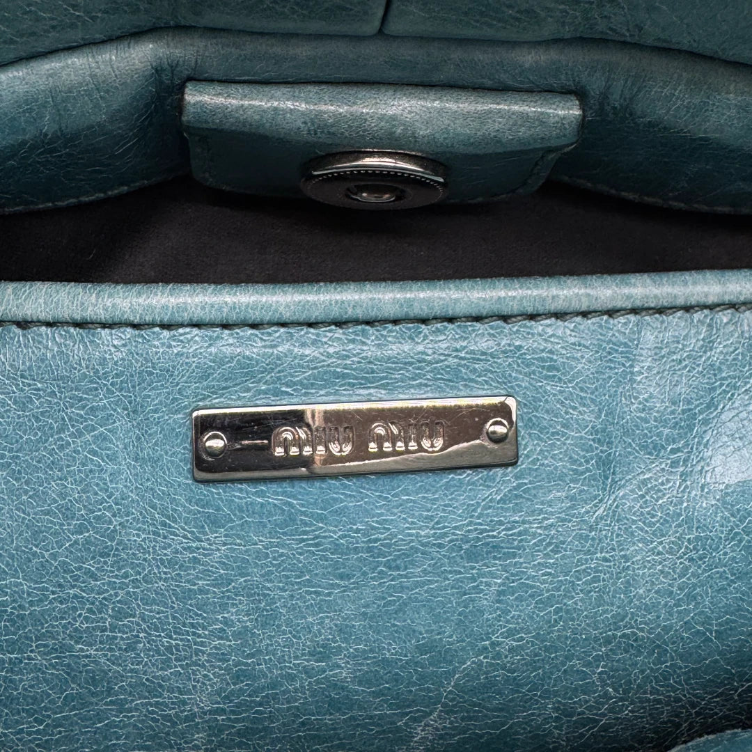 Miu Miu Handtasche Vitello Lux klein blau