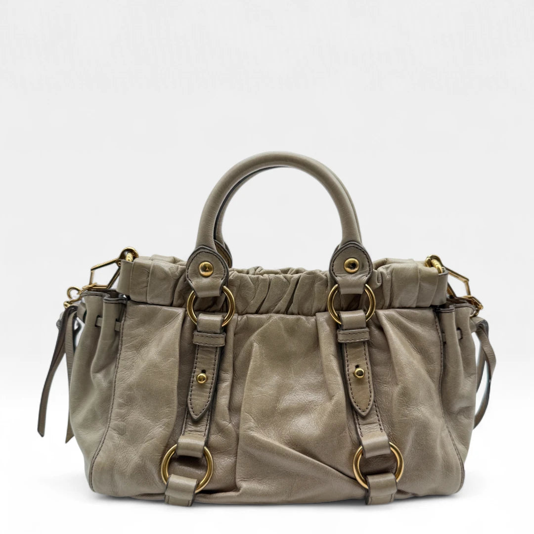 Miu Miu Handtasche Vitello Lux klein