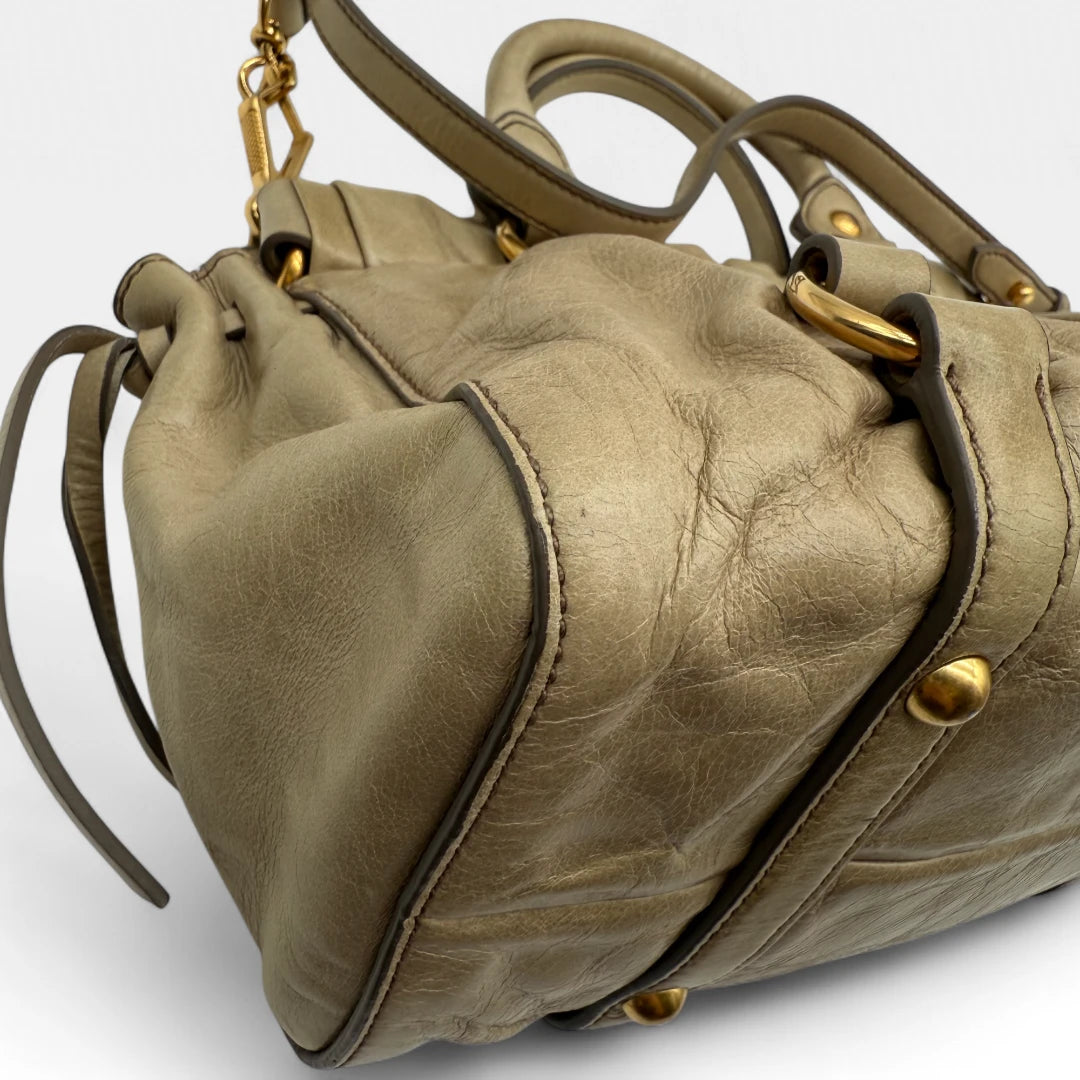 Miu Miu Handtasche Vitello Lux klein