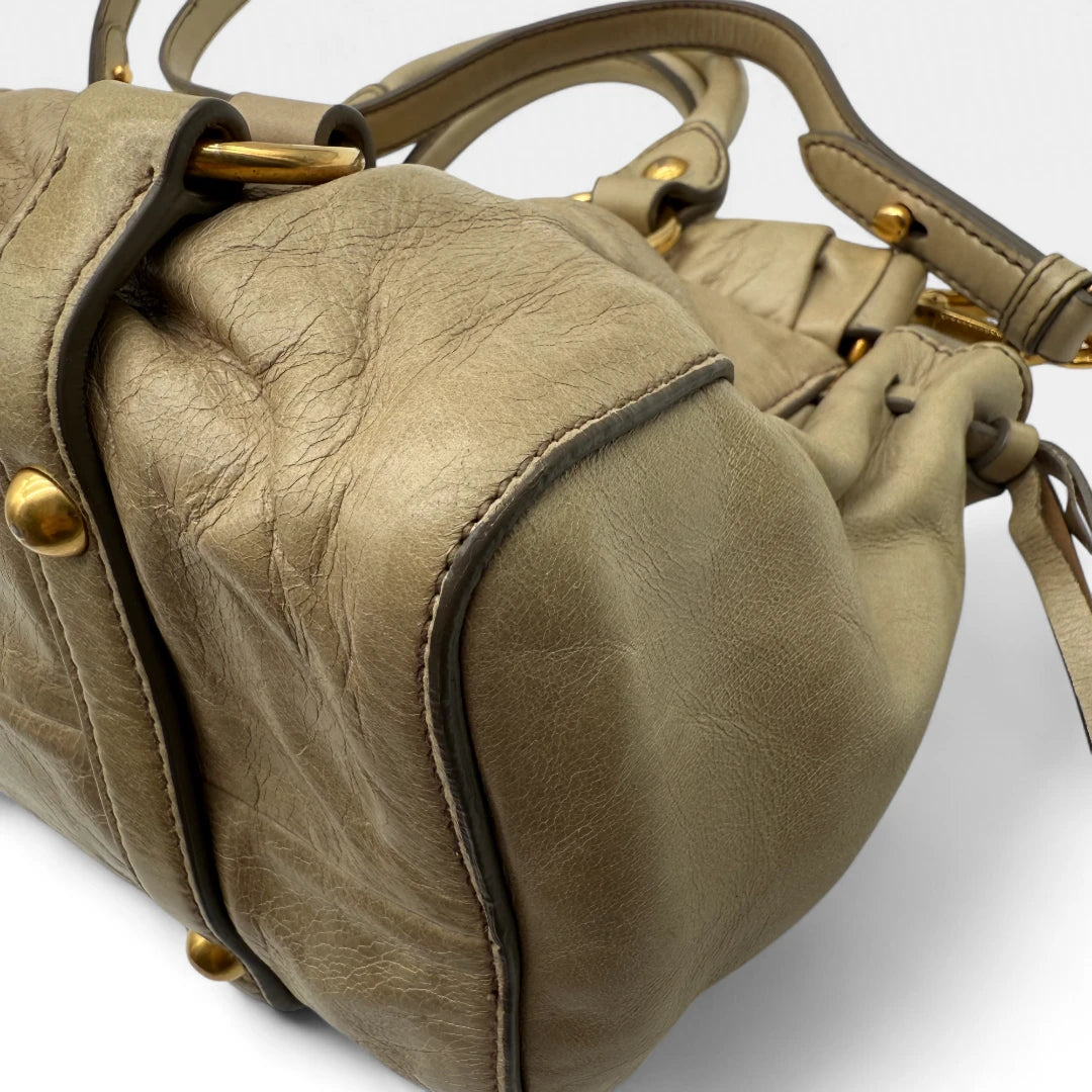 Miu Miu Handtasche Vitello Lux klein