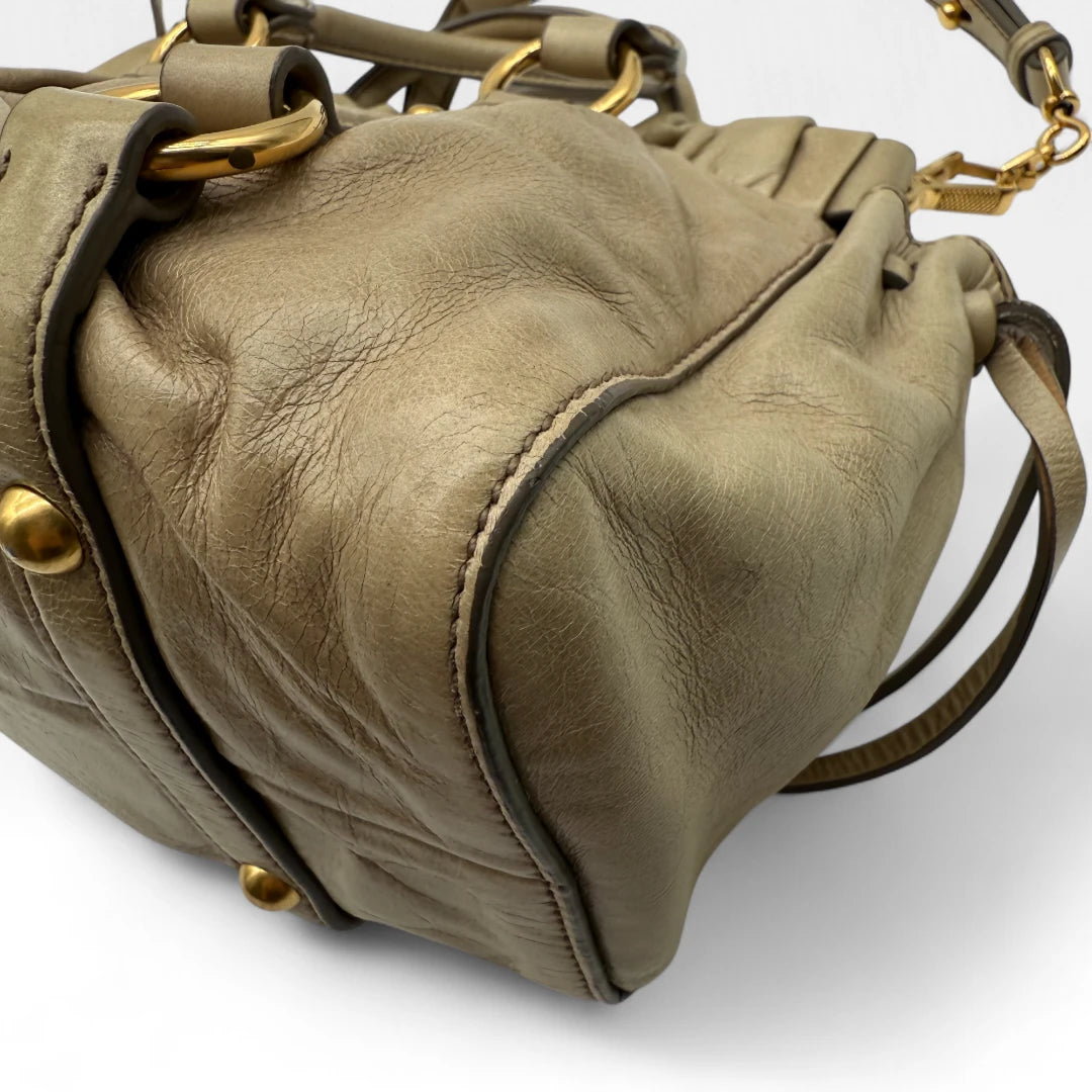Miu Miu Handtasche Vitello Lux klein